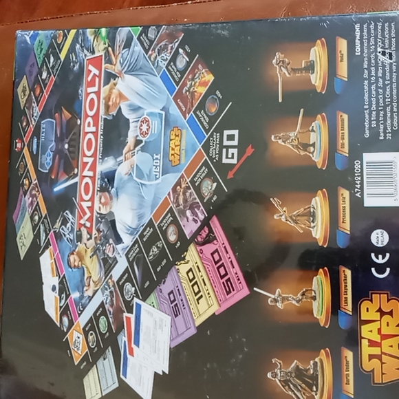 STAR WARS Monopoly Saga Edition - Picture 6 of 8